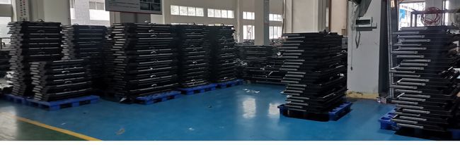 窓の製造業者